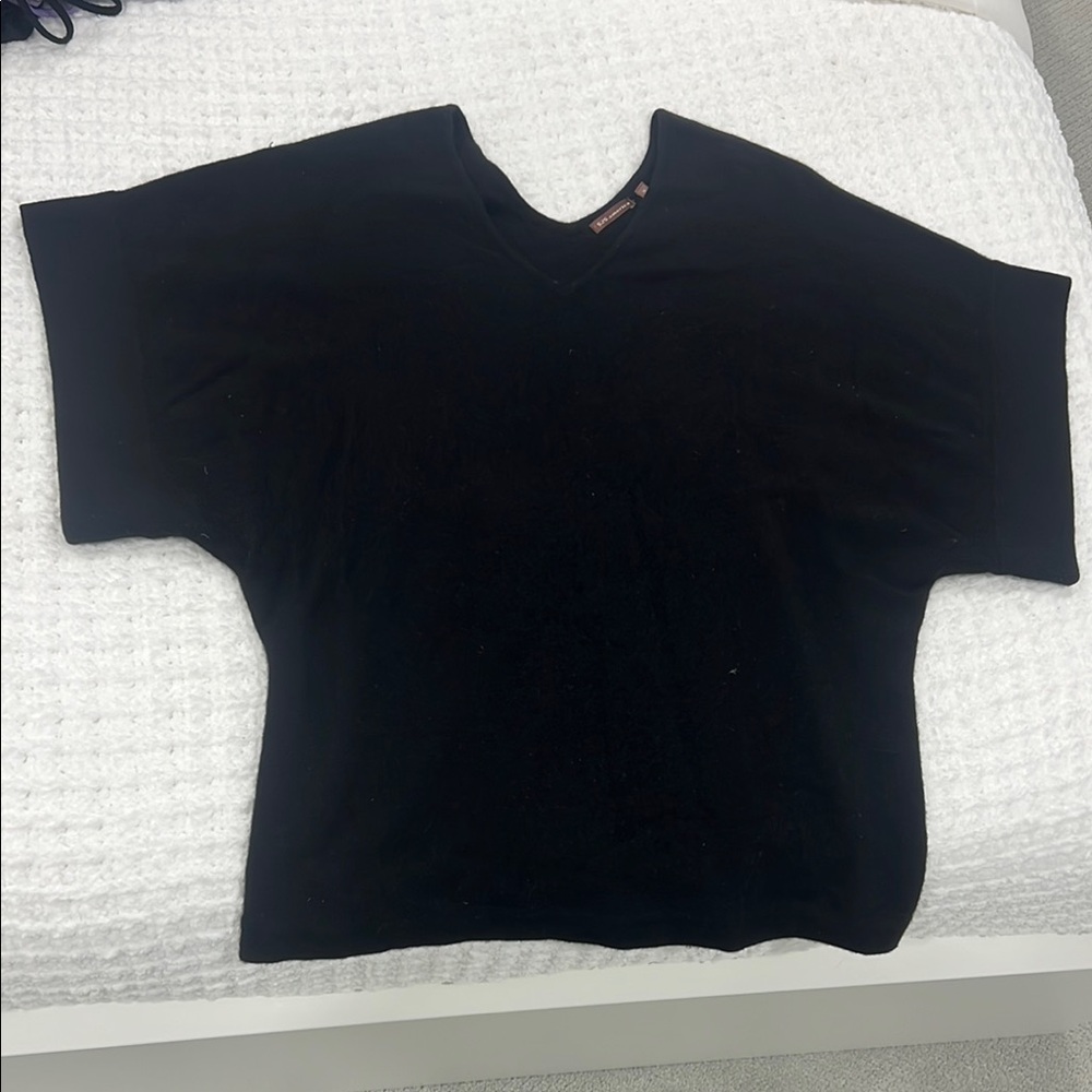 525 America 100% Cashmere Black V-Neck Oversized Short Sleeve Sweater, Size M